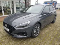 Gebraucht Hyundai i30 Advantage 140 PS (102 kW) 2025 Ecotronic grey Limousine