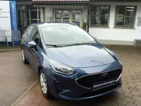 Gebraucht Ford Fiesta Cool & Connect 75 PS (55 kW) 2022 Chromablau metallic Kleinwagen