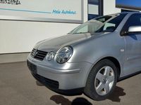 Gebraucht VW Polo 64 PS (47 kW) 2004 Reflexsilber metallic Kleinwagen