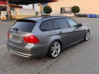 Gebraucht BMW 320 Performance 170 PS (125 kW) 2011 Grau Kombi