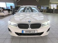 Gebraucht BMW 320e 204 PS (150 kW) 2023 Weiß Limousine