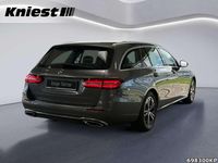 Gebraucht Mercedes E220 Avantgarde 200 PS (147 kW) 2022 Selenitgrau Kombi