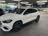 gebraucht Mercedes GLA180 GLA 1807G-DCT AMG Line Advanced Plus