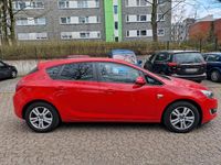 Gebraucht Opel Astra 110 PS (80 kW) 2012 Rot Limousine
