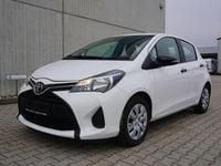 Gebraucht Toyota Yaris 69 PS (50 kW) 2015 Super white 2 Kleinwagen