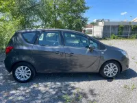 Gebraucht Opel Meriva Active 95 PS (69 kW) 2017 Grau Van / Kleinbus