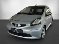 Gebraucht Toyota Aygo Cool 68 PS (50 kW) 2007 Silver mica metallic Kleinwagen