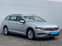 Gebraucht VW Passat Business 150 PS (110 kW) 2022 Scale silver metallic Kombi