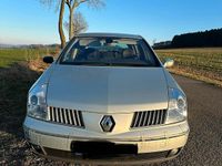 Gebraucht Renault Vel Satis 163 PS (119 kW) 2004 Silber Kleinwagen