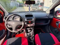 Gebraucht Peugeot 107 70 PS (51 kW) 2005 Rot Kleinwagen