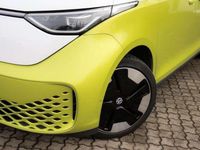 Gebraucht VW ID. Buzz Pro 150 kW (204 PS) 2022 Candyweiß/limonengelb Van / Kleinbus