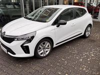 Gebraucht Renault Clio V Evolution 67 PS (49 kW) 2024 Weiß Limousine