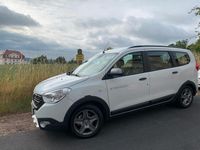 Gebraucht Dacia Lodgy Stepway 116 PS (85 kW) 2022 Weiß Van / Kleinbus