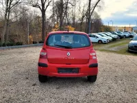 Gebraucht Renault Twingo Authentique 75 PS (55 kW) 2011 Rot Kleinwagen