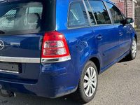 Gebraucht Opel Zafira Edition 140 PS (102 kW) 2009 Ultrablau mi2 Van / Kleinbus