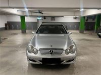 Gebraucht Mercedes C200 163 PS (119 kW) 2007 Silber Coupé
