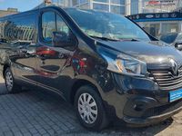 Second-hand Renault Trafic Expression 125 CP (91 kW) 2016 Negru Monovolum