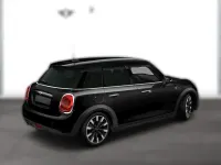 Gebraucht Mini Cooper Chili 136 PS (100 kW) 2017 Schwarz metallic Kleinwagen