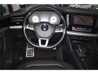 Gebraucht VW Touareg Basis 231 PS (169 kW) 2018 Blau SUV