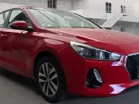 Gebraucht Hyundai i30 140 PS (102 kW) 2018 Rot Limousine