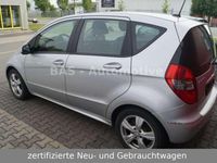 Gebraucht Mercedes A200 Avantgarde 136 PS (100 kW) 2009 Silber metallic Limousine