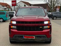 Gebraucht Chevrolet Silverado 360 PS (264 kW) 2022 Rot SUV