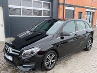 Gebraucht Mercedes B180 122 PS (89 kW) 2016 Schwarz Van / Kleinbus
