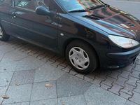 Gebraucht Peugeot 206 60 PS (44 kW) 2002 Schwarz Kleinwagen
