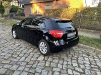 Gebraucht Mercedes A180 122 PS (89 kW) 2014 Schwarz Limousine