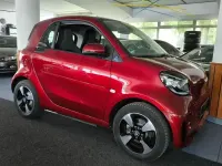 Gebraucht Smart ForTwo Coupé Exclusive 60 kW (82 PS) 2022 Rot Kleinwagen