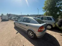Gebraucht Opel Astra 101 PS (74 kW) 2000 Silber Limousine