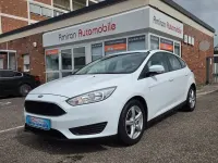 Usado Ford Focus Trend 101 CV (74 kW) 2016 Blanco Berlina
