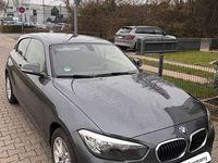 Gebraucht BMW 118 Advantage 136 PS (100 kW) 2015 Grau Kleinwagen