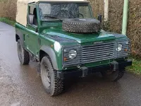 Gebraucht Land Rover Defender 112 PS (82 kW) 1997 Grün SUV