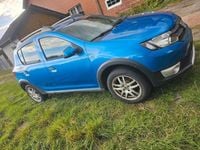 Gebraucht Dacia Sandero Stepway 90 PS (66 kW) 2015 Blau SUV