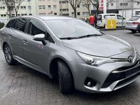 Gebraucht Toyota Avensis Edition-S 143 PS (105 kW) 2016 Grau Kombi