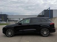Second-hand Porsche Cayenne Platinum Edition 262 CP (192 kW) 2017 Negru SUV
