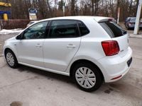 Gebraucht VW Polo LOUNGE 75 PS (55 kW) 2015 Weiß Limousine