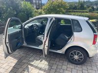 Gebraucht VW Polo Cricket 64 PS (47 kW) 2004 Silber Limousine