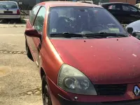Gebraucht Renault Clio 82 PS (60 kW) 2004 Other Kleinwagen