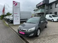 Gebraucht Opel Astra Design Edition 95 PS (69 kW) 2011 Grau Kombi