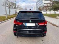 gebraucht BMW X5 xDrive30d M-Paket