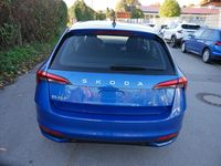 Neu Skoda Scala Selection 150 PS (110 kW) 2025 Raceblau metallic Kleinwagen