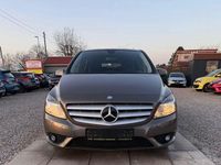 Gebraucht Mercedes B200 Style 156 PS (114 kW) 2013 Grau Van / Kleinbus