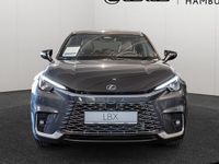 Neu Lexus LBX 136 PS (100 kW) 2026 Grau SUV
