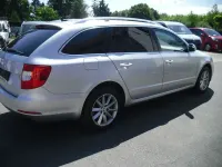 Gebraucht Skoda Superb Ambition 160 PS (117 kW) 2015 Silber Kombi