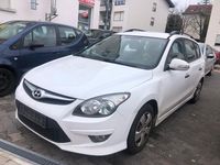 Gebraucht Hyundai i30 Classic 90 PS (66 kW) 2011 Weiß Kombi