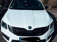 Gebraucht Skoda Octavia RS 184 PS (135 kW) 2019 Weiß Kombi