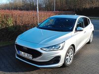 Gebraucht Ford Focus Cool & Connect 101 PS (74 kW) 2022 Silber Limousine