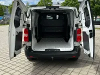Gebraucht Toyota Proace 120 PS (88 kW) 2020 Weiß Van / Kleinbus